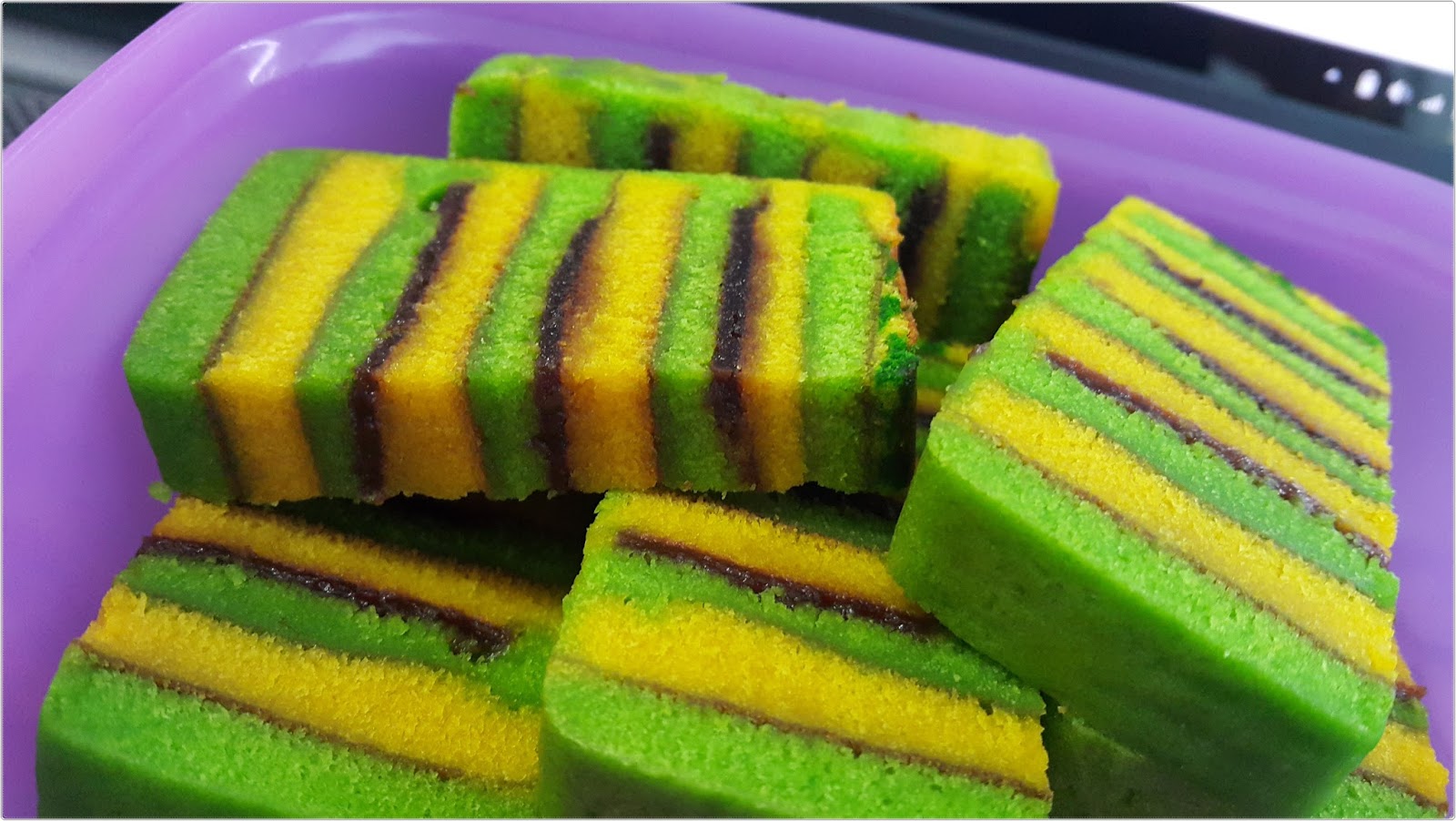 Kek Lapis Sarawak Basah Sedap Asma Cake House