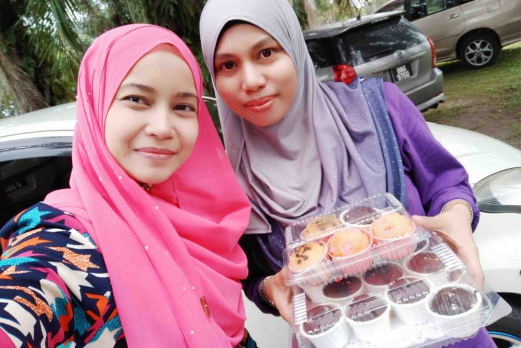 Pelbagai Jenis Brownies, Kek Coklat, Muffin, Puding Cermin Murah Sedap Putrajaya