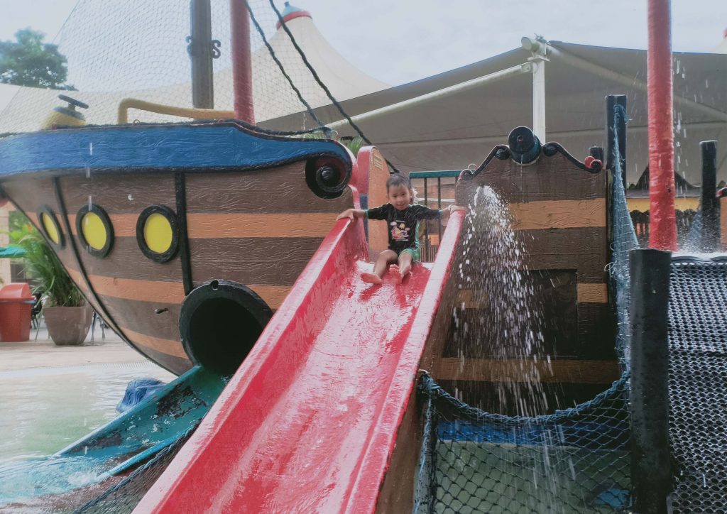 Menarik di Lost World Water Park