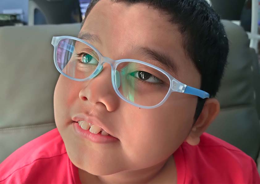 OPTOM Bangi Pakar Optometrik Ada Cermin Mata Kanak Kanak Lindung Dari Gajet