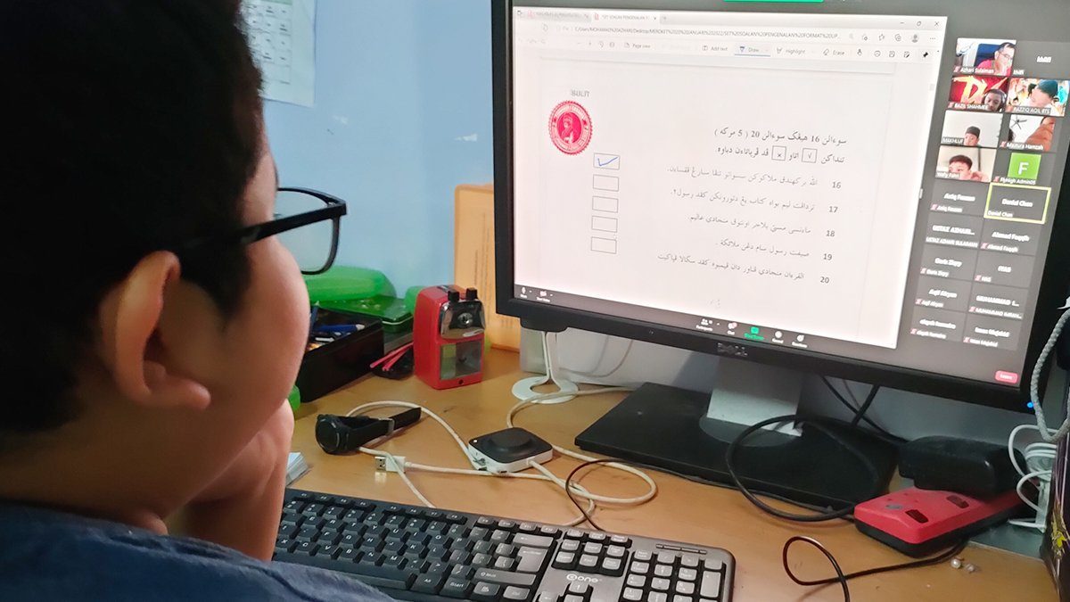 Kelas Online UPKK Fly High Education Centre Bersama Ustaz Azhari Sulaiman